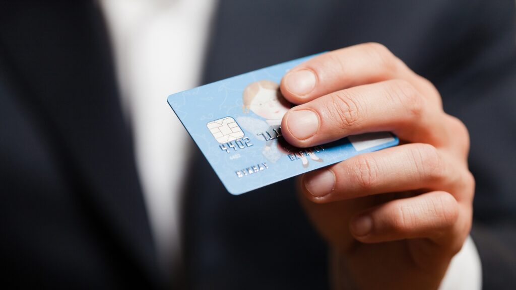 Milestone Credit Card Benefits, Rewards, Fee, How to Apply Wealth County